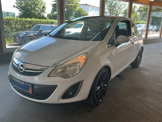 Opel Corsa 1.4 Color Edition 2011 – снимка 1