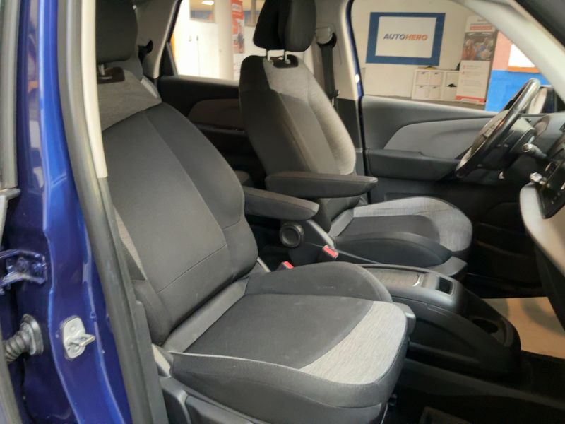 Citroen C4 Picasso 1.6 THP Feel 2017 – снимка 16