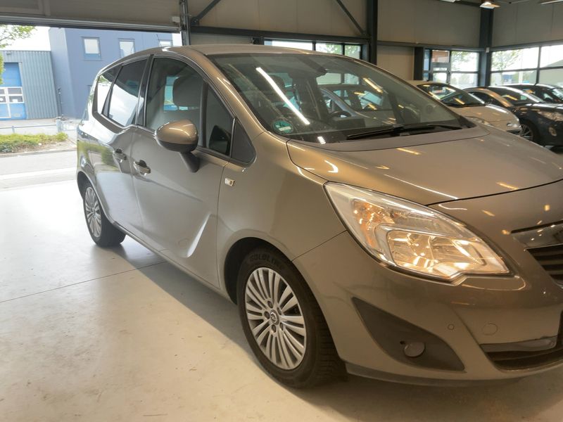 Opel Meriva 1.4 Turbo Active 2013 – снимка 12