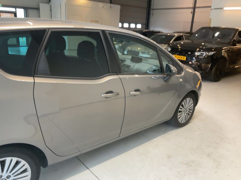 Opel Meriva 1.4 Turbo Active 2013 – снимка 10