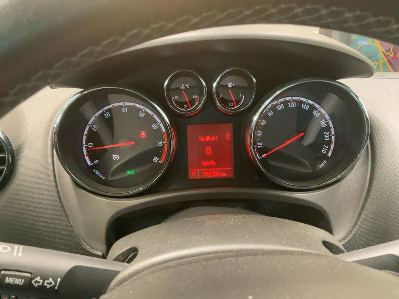 Opel Meriva 1.4 Turbo Active 2013 – снимка 18