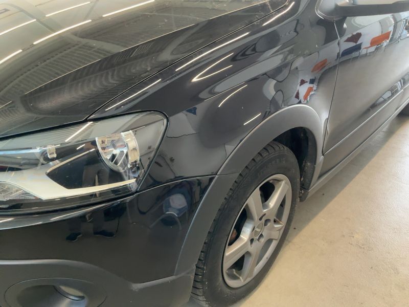 Volkswagen Polo 1.2 TSI CrossPolo 2011 – снимка 2