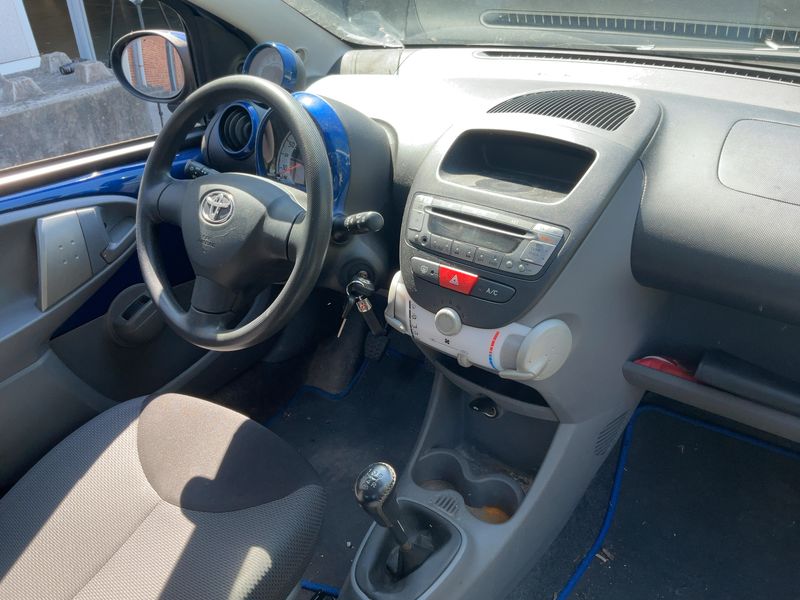 Toyota Aygo 1.0 2007 – снимка 17