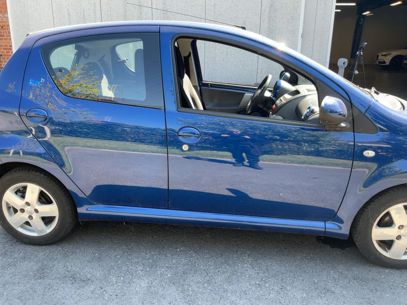 Toyota Aygo 1.0 2007 – снимка 10
