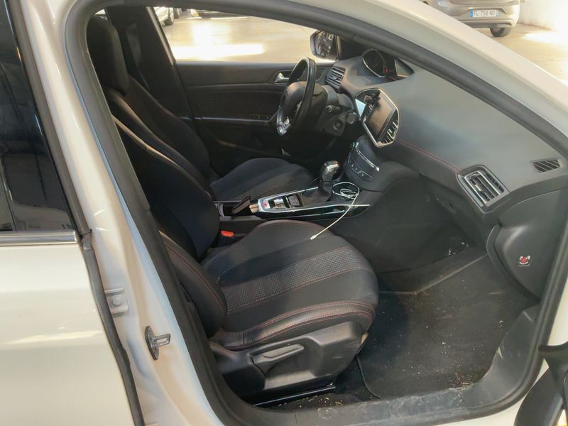 Peugeot 308 1.2 e-THP GT Line 2016 – снимка 16