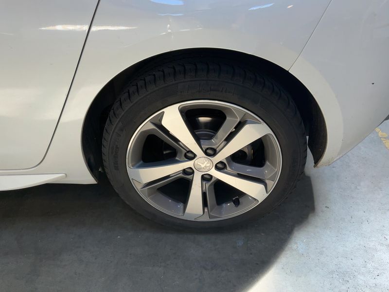 Peugeot 308 1.2 e-THP GT Line 2016 – снимка 5