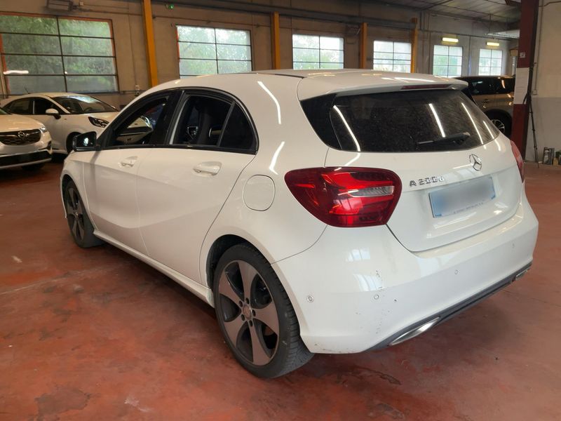 Mercedes-Benz A-Klasse A 200 CDI Urban 2015 – снимка 6