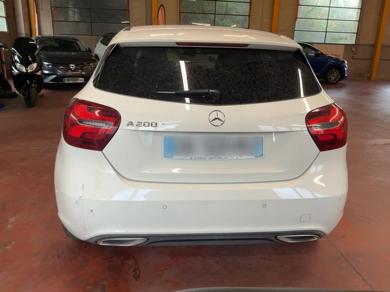 Mercedes-Benz A-Klasse A 200 CDI Urban 2015 – снимка 7