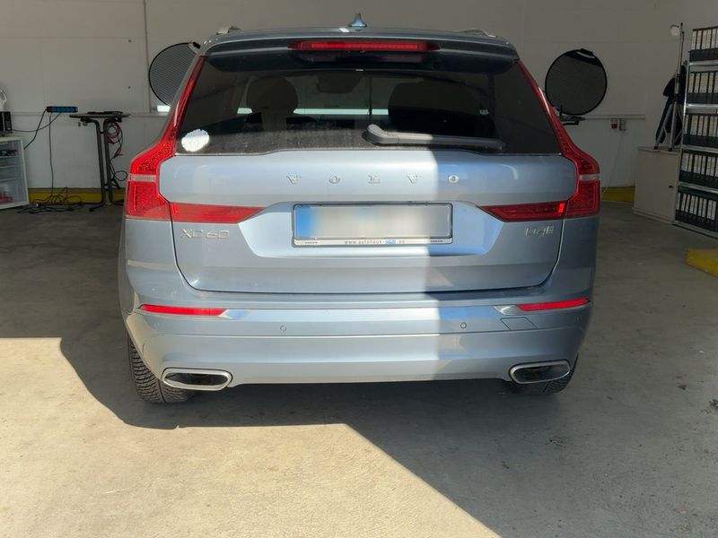 Volvo XC60 2.0 D4 Inscription 2WD 2019 – снимка 7