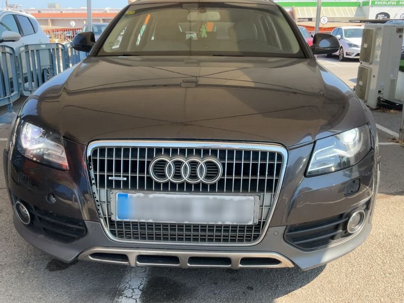 Audi A4 Allroad 3.0 V6 TDI 2011 – снимка 14
