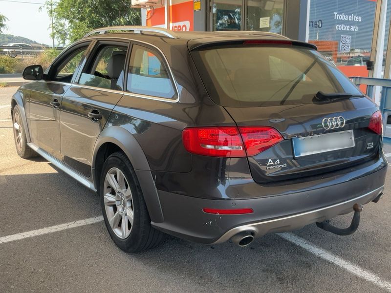Audi A4 Allroad 3.0 V6 TDI 2011 – снимка 6
