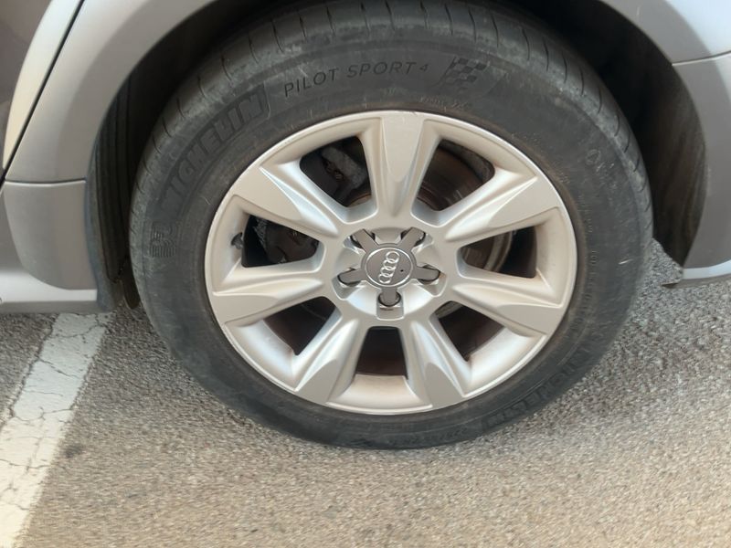 Audi A4 Allroad 3.0 V6 TDI 2011 – снимка 5