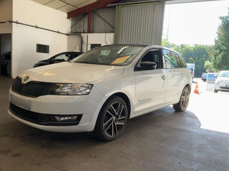 Skoda Rapid Spaceback 1.0 TSI Clever 2018 – снимка 2