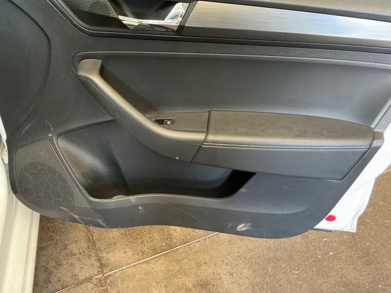 Skoda Rapid Spaceback 1.0 TSI Clever 2018 – снимка 26
