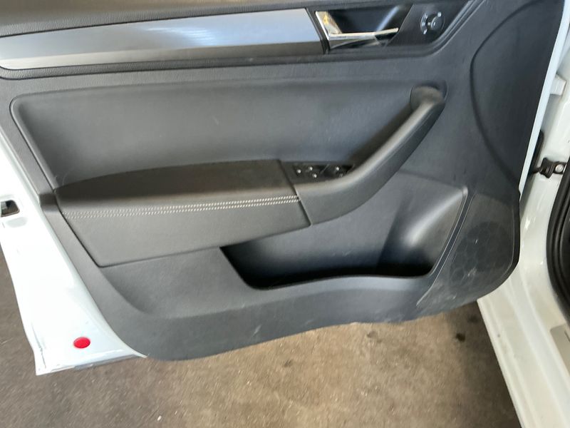 Skoda Rapid Spaceback 1.0 TSI Clever 2018 – снимка 33
