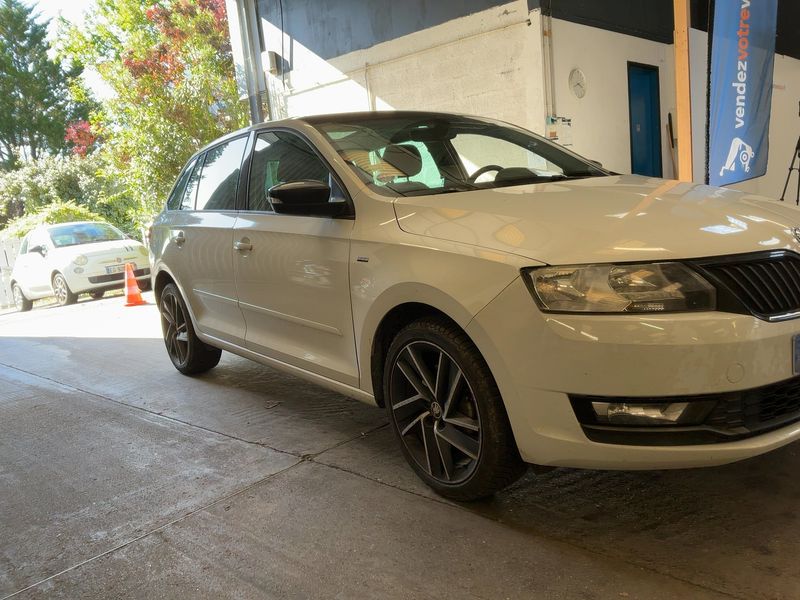 Skoda Rapid Spaceback 1.0 TSI Clever 2018 – снимка 12
