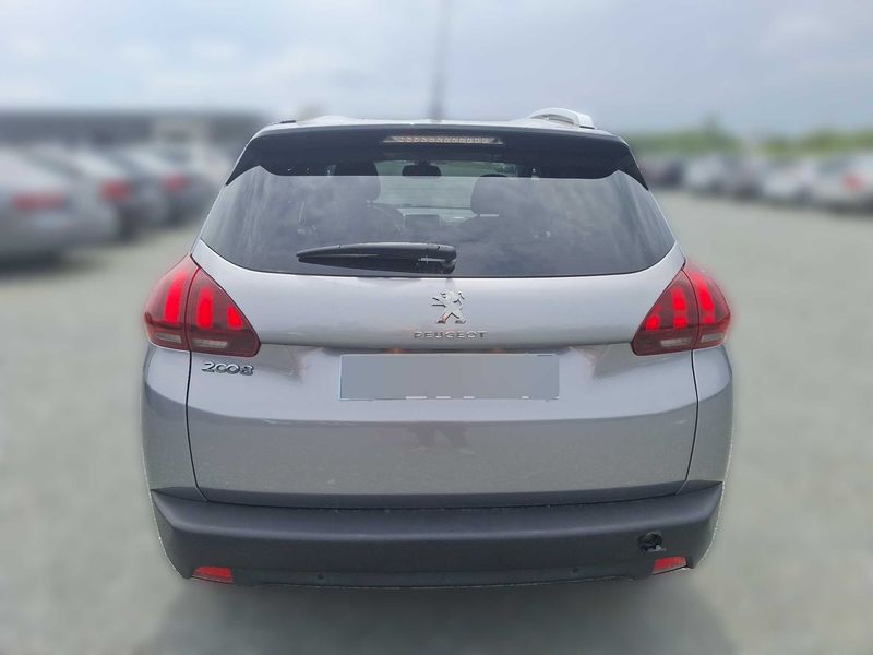 Peugeot 2008 1.5 Blue-HDi Style 2018 – снимка 4