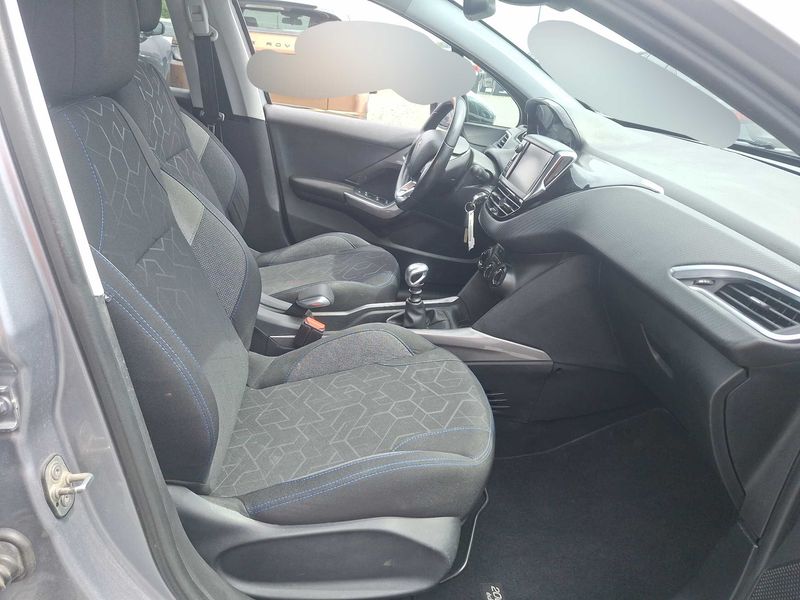 Peugeot 2008 1.5 Blue-HDi Style 2018 – снимка 10
