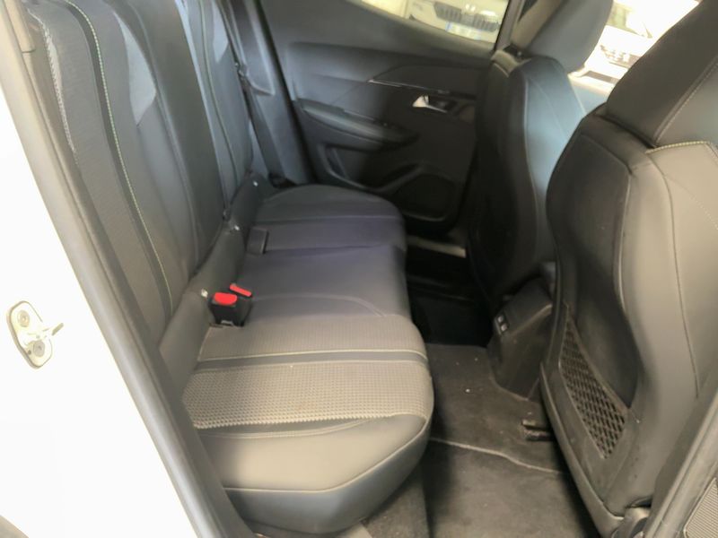 Peugeot 2008 1.2 PureTech GT 2021 – снимка 19