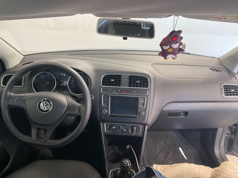 Volkswagen Polo 1.4 TDI Comfortline BlueMotion Tech 2016 – снимка 17