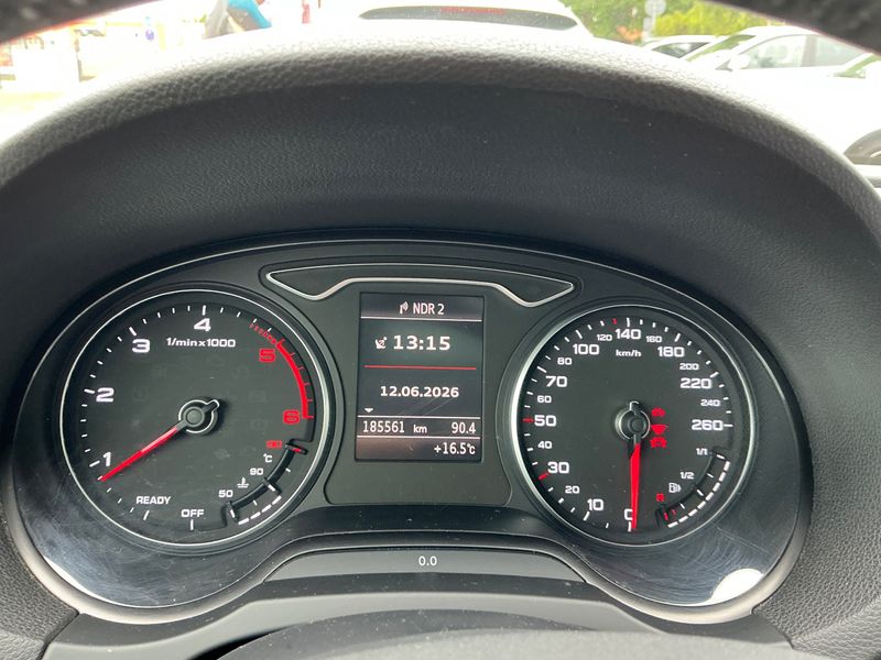 Audi A3 Sportback 1.6 TDI Attraction 2016 – снимка 19