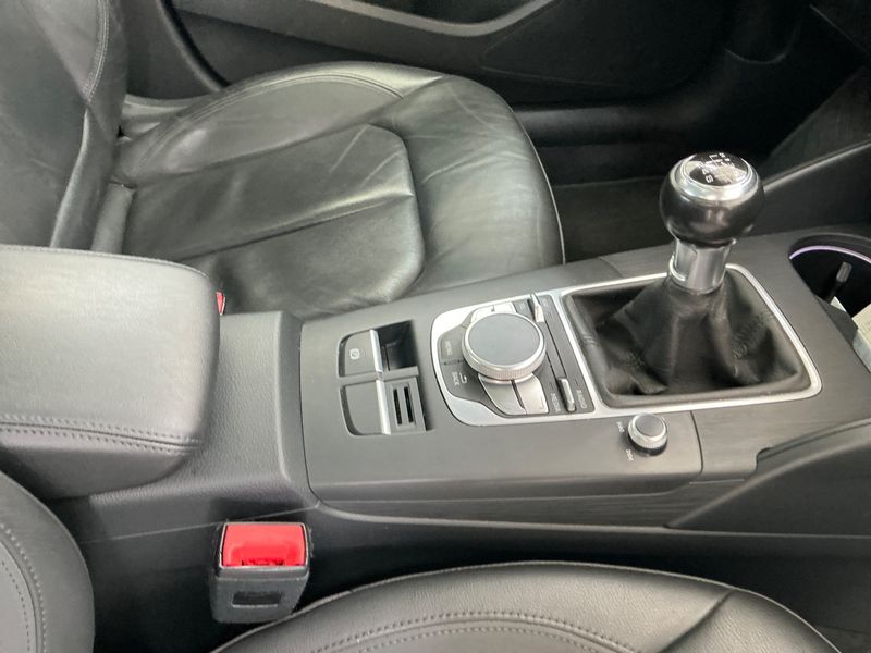 Audi A3 Sportback 1.6 TDI Attraction 2016 – снимка 24