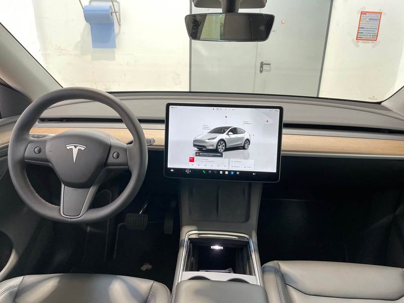 Tesla Model Y Max Range Dual AWD AWD 2023 – снимка 13