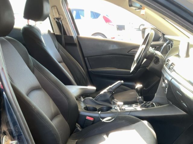 Mazda 3 2.0 Luxury 2015 – снимка 16