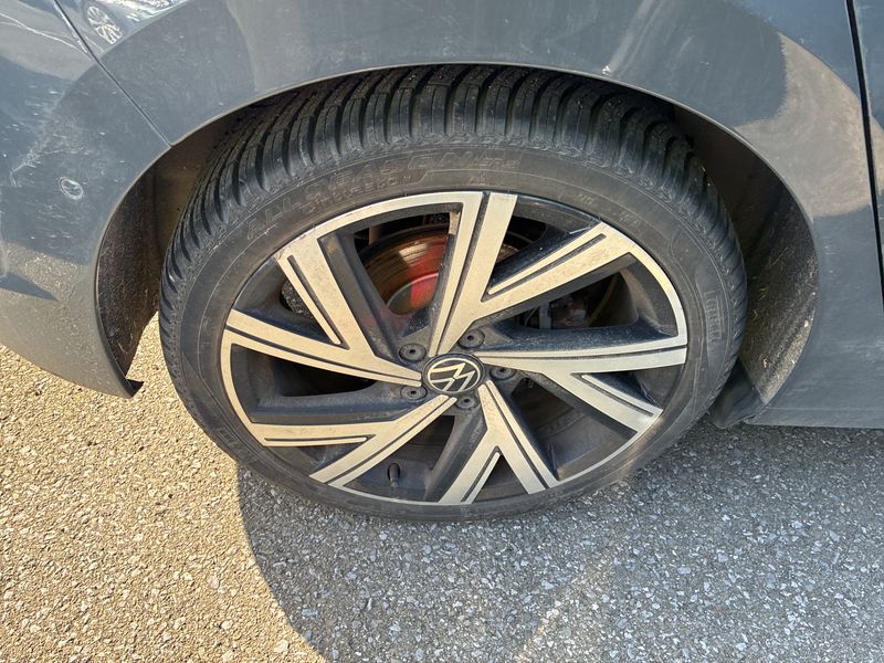 Volkswagen Golf VIII 2.0 TSI Style 2022 – снимка 20