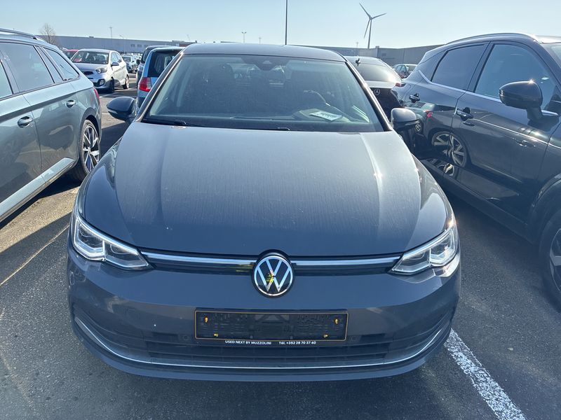 Volkswagen Golf VIII 2.0 TSI Style 2022 – снимка 7
