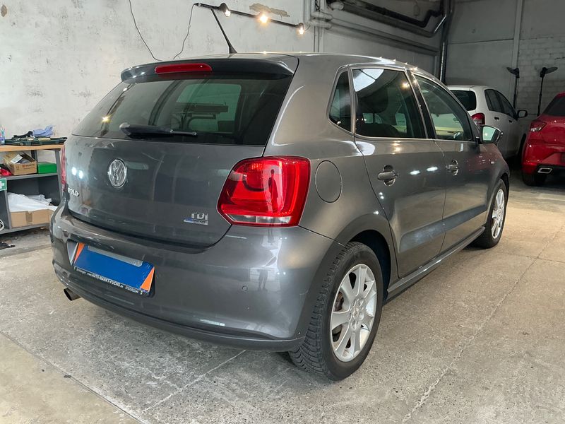 Volkswagen Polo 1.6 TDI Match BlueMotion Tech 2012 – снимка 2