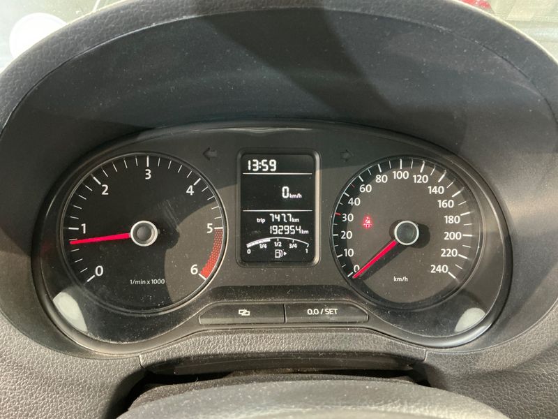 Volkswagen Polo 1.6 TDI Match BlueMotion Tech 2012 – снимка 4
