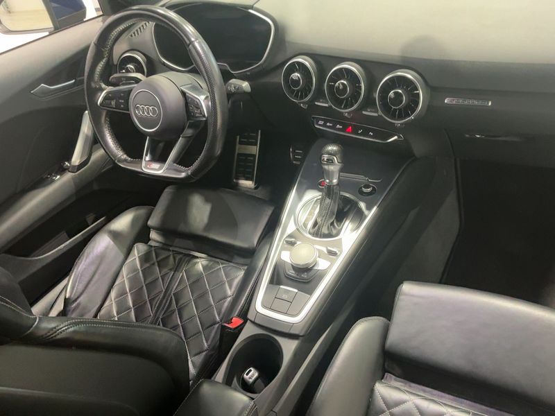 Audi TT 2.0 TFSI quattro S line 2016 – снимка 17