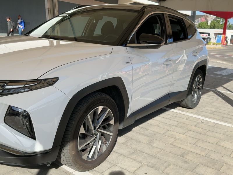Hyundai Tucson 1.6 CRDi Mild-Hybrid Tecno 4WD 2021 – снимка 2