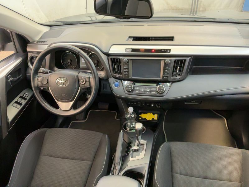 Toyota RAV 4 2.5 Hybrid Edition-S+ 2017 – снимка 18