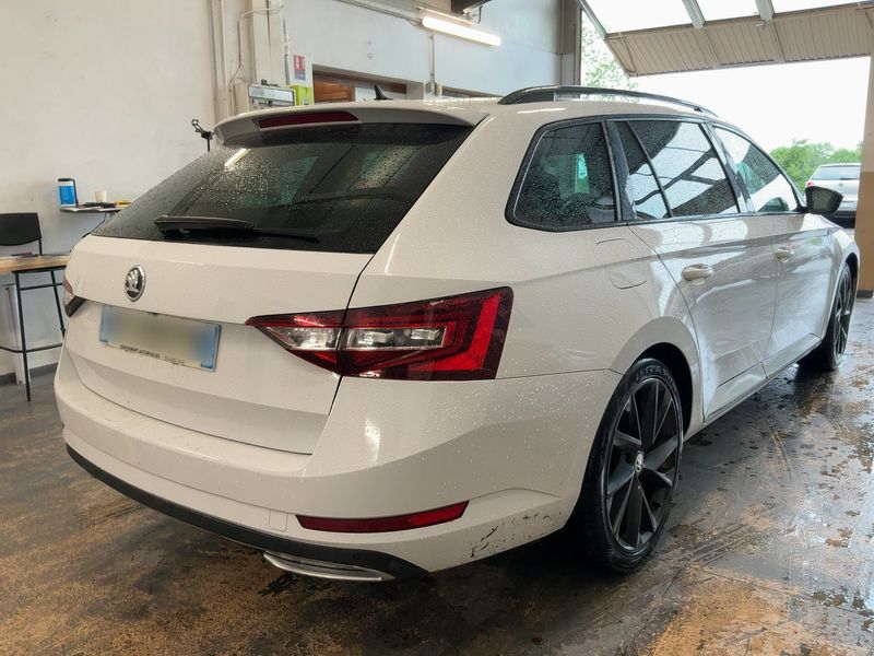 Skoda Superb 2.0 TDI SportLine 4x4 2018 – снимка 8