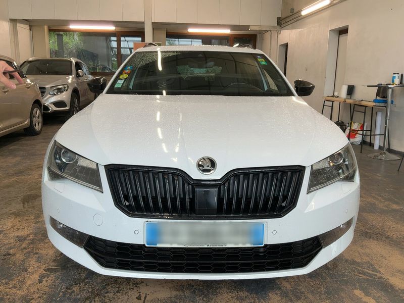 Skoda Superb 2.0 TDI SportLine 4x4 2018 – снимка 14