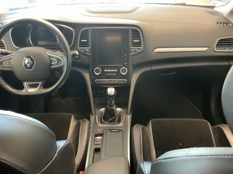 Renault Megane 1.6 dCi Akaju 2018 – снимка 17