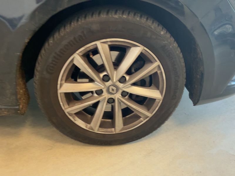 Renault Megane 1.6 dCi Akaju 2018 – снимка 11