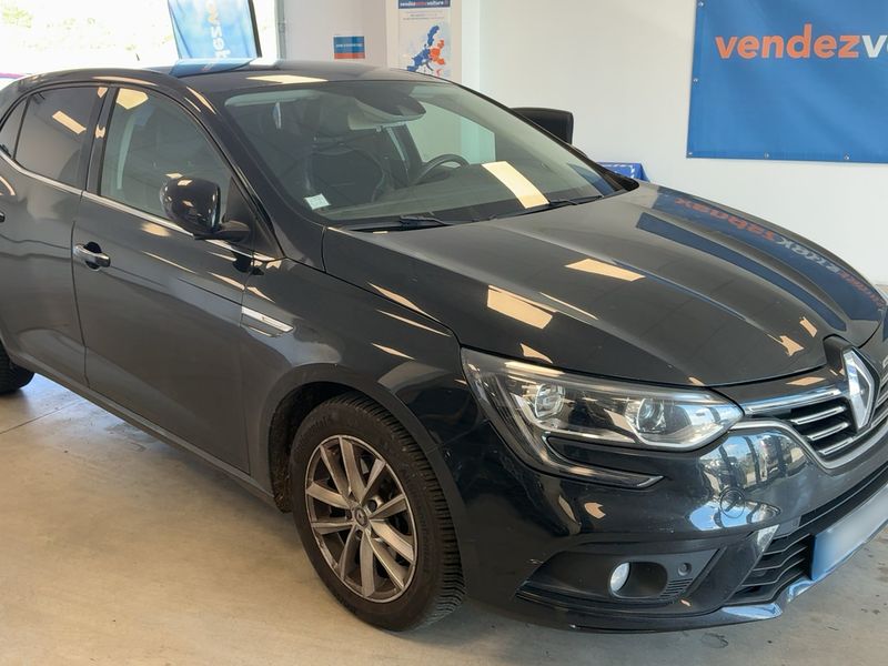 Renault Megane 1.6 dCi Akaju 2018 – снимка 12