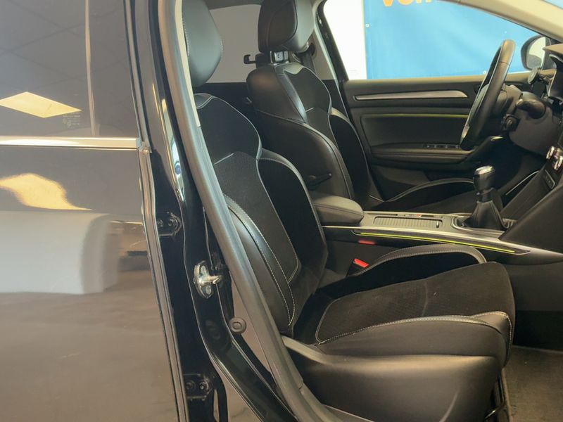 Renault Megane 1.6 dCi Akaju 2018 – снимка 16