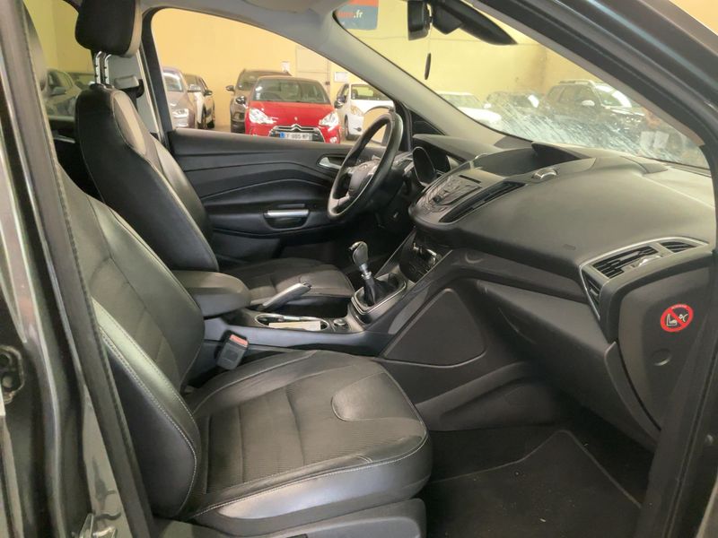 Ford Kuga 2.0 TDCi Titanium 2014 – снимка 16