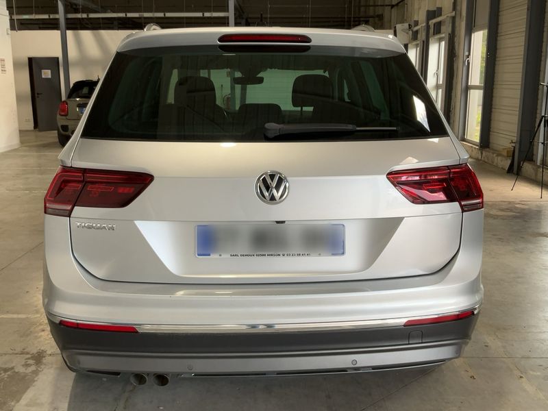 Volkswagen Tiguan 2.0 TDI Carat Exclusive BlueMotion Tech 2018 – снимка 7