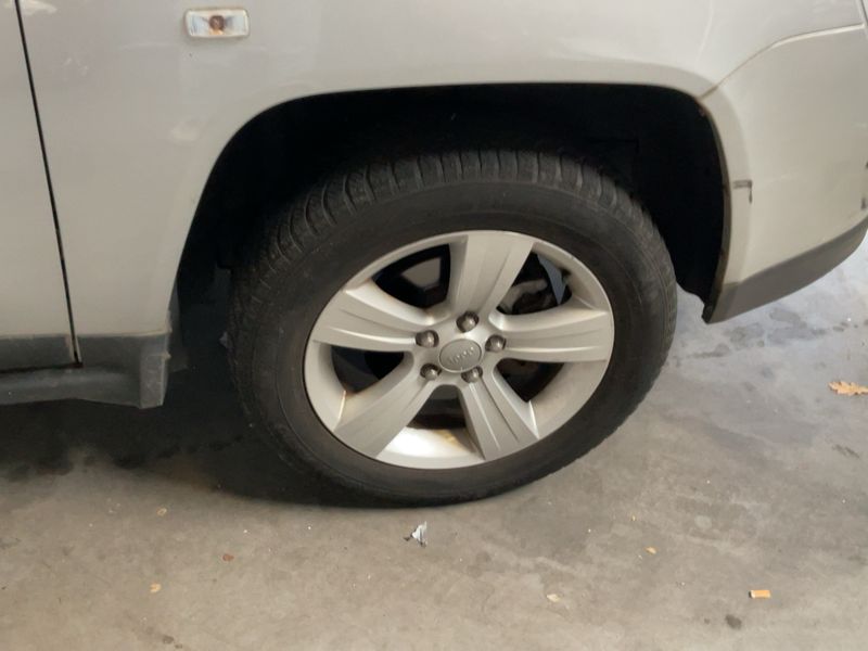 Jeep Compass 2.0 Sport 4x2 2012 – снимка 11