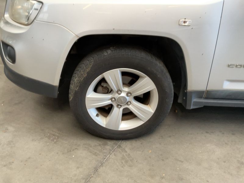 Jeep Compass 2.0 Sport 4x2 2012 – снимка 3
