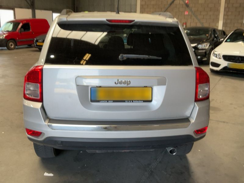 Jeep Compass 2.0 Sport 4x2 2012 – снимка 7