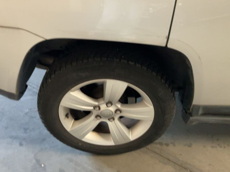 Jeep Compass 2.0 Sport 4x2 2012 – снимка 9
