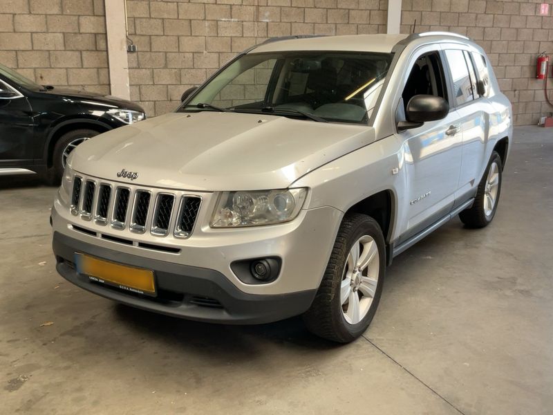 Jeep Compass 2.0 Sport 4x2 2012 – снимка 1