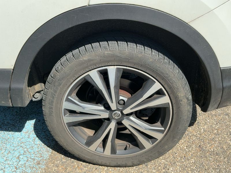 Nissan Qashqai 1.6 dCi Tekna + 2018 – снимка 5