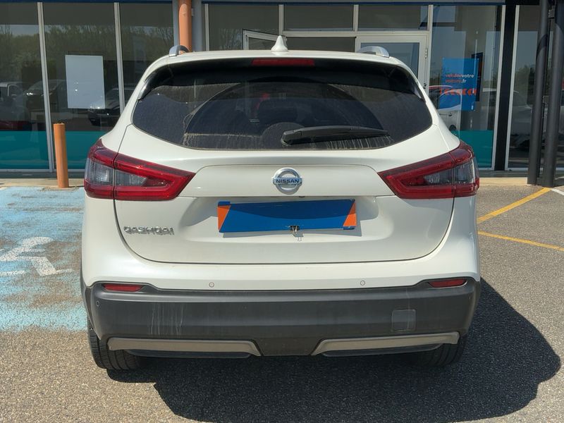 Nissan Qashqai 1.6 dCi Tekna + 2018 – снимка 7